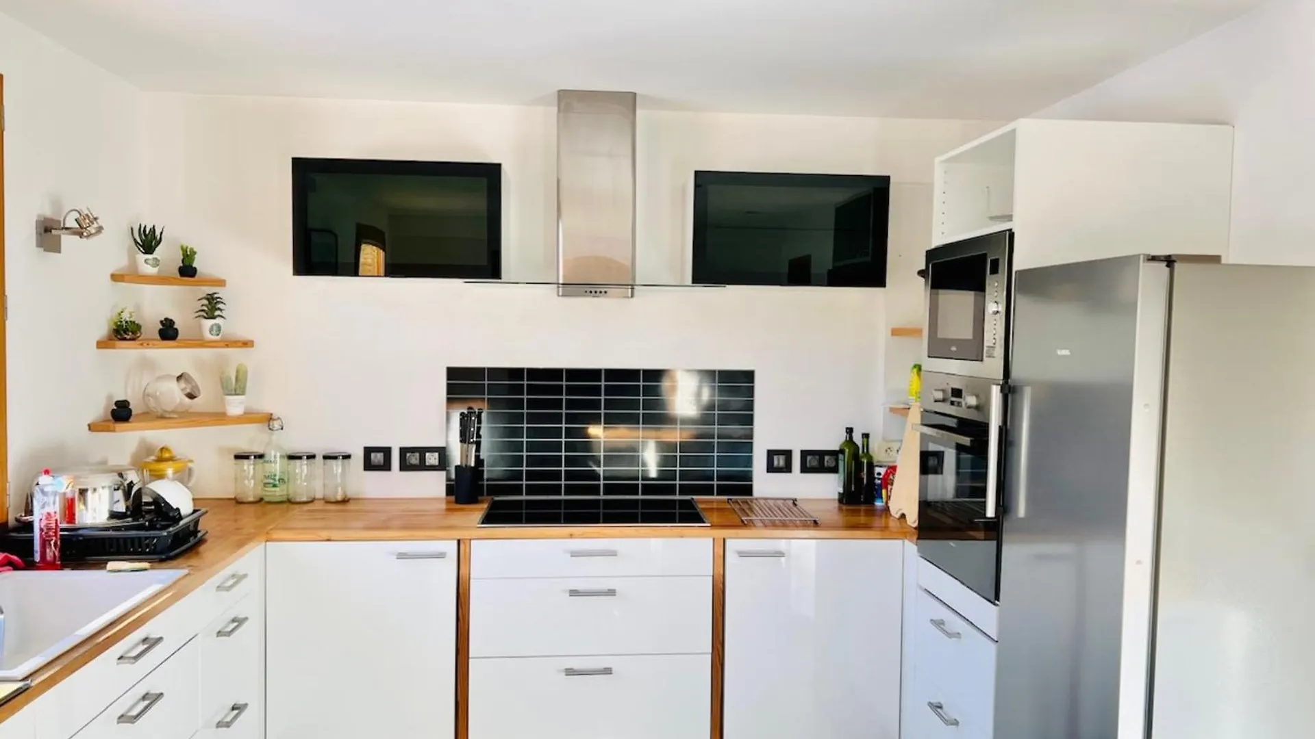 Holiday home Joli Triplex Avec Jardin Et Vue Villa Puy-Saint-Pierre
